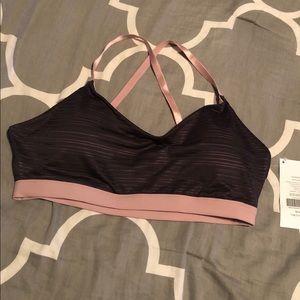 NWT Fabletics Toni Sports Bra II